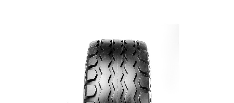IMP-PNEU BKT 11.5 / 80 R15.3 PR10