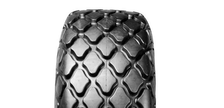 REIFEN BKT 12.4 R28 PR8