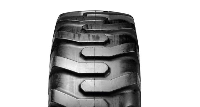 EM-REIFEN BKT 17.5 R25 PR12