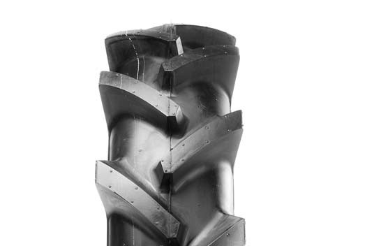 IMP-PNEU BKT 7 R14  PR4