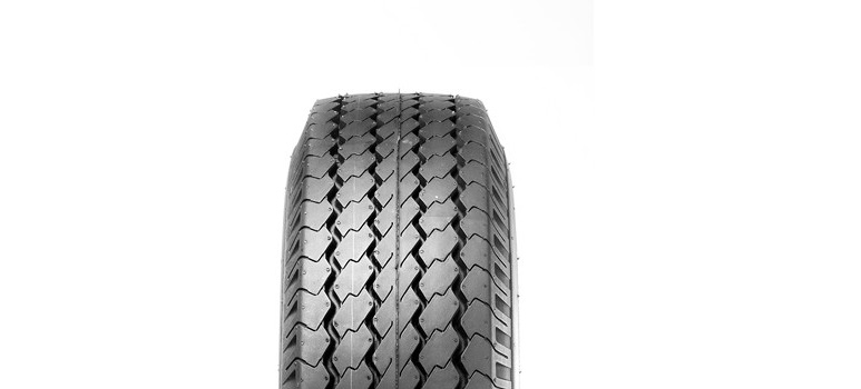 REIFEN BKT 215 / 75 R17.5 PR16