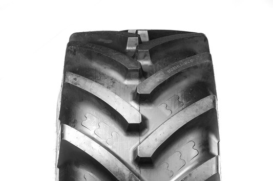 REIFEN BKT 750 / 65 R26