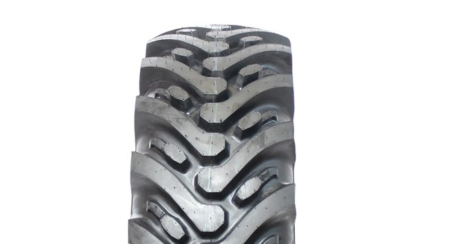 REIFEN BKT 16.9 R28 PR12