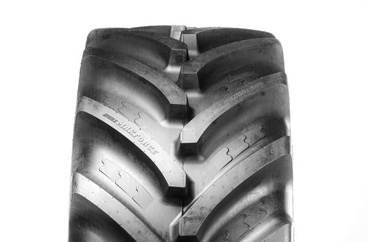 AST-REIFEN IF BKT 600 / 70 R30