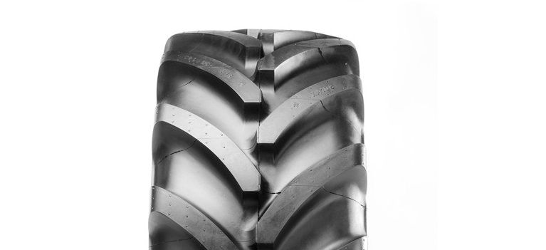 REIFEN Michelin 320 / 65 R18