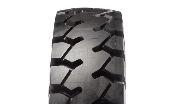 REIFEN BKT 24.00 R35