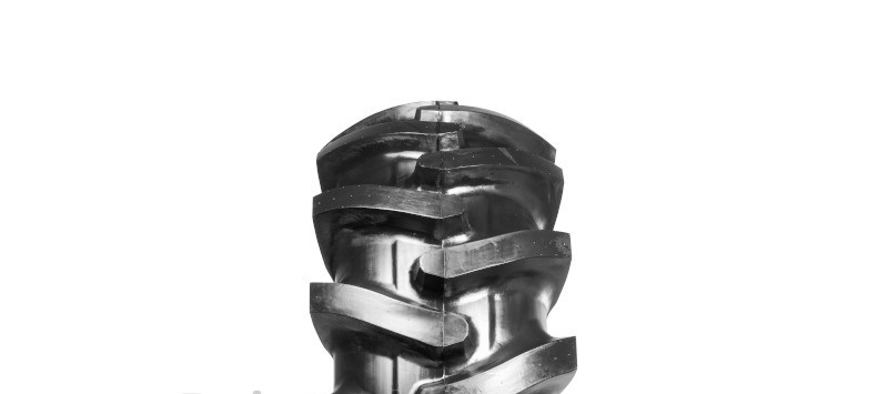 REIFEN 23.1 / 18  R26  PR16