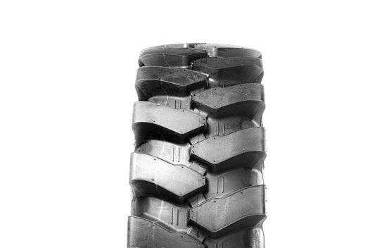 Pneu Security 11.00 R20  PR16