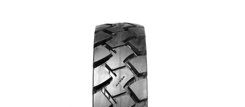 Pneu Kenda 7.00 R15  PR14